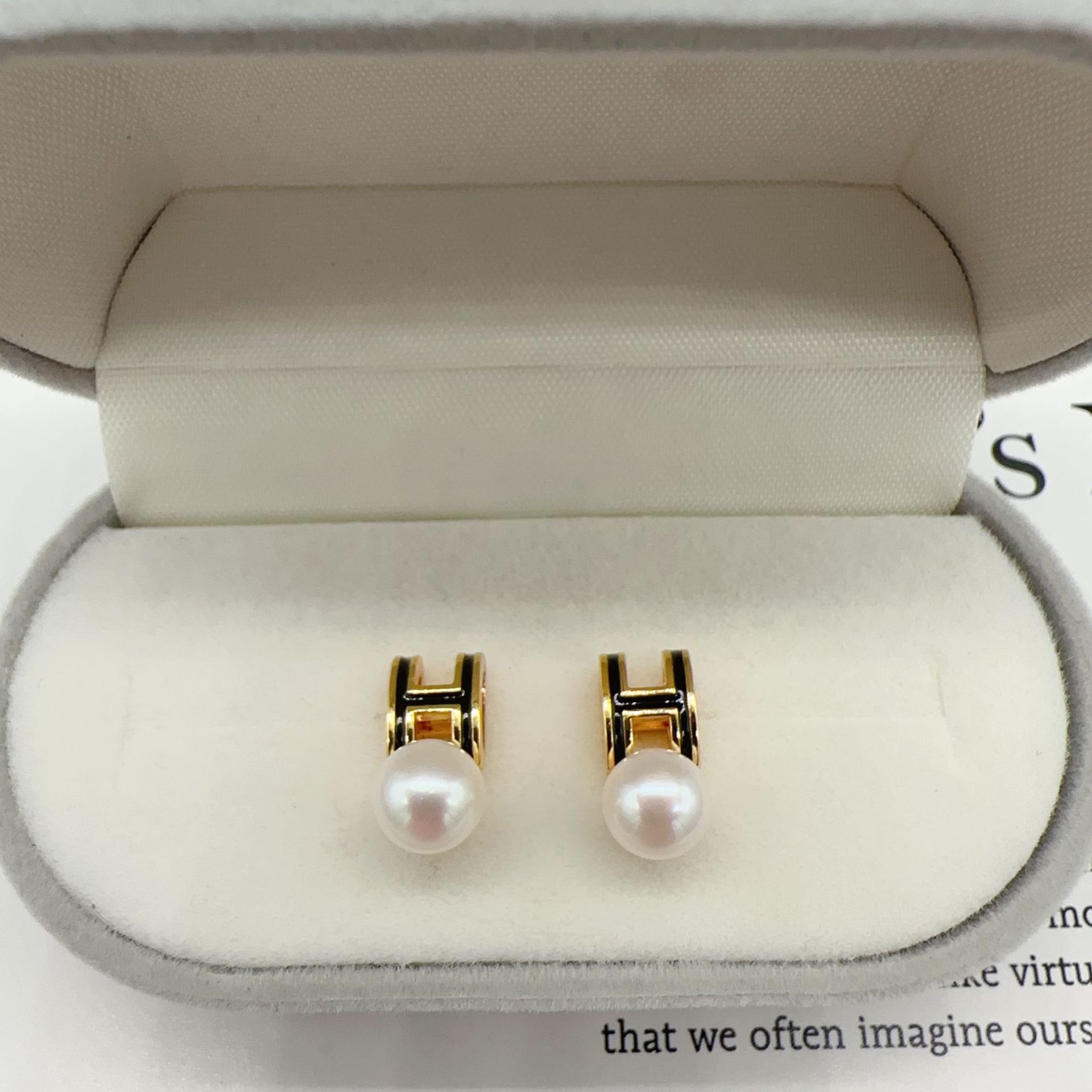 5A Highlight Natural Freshwater Pearl Earrings Women's 18K Package Gold Letter H Fashion Pearl Earrings S925 Sterling Silver Pin