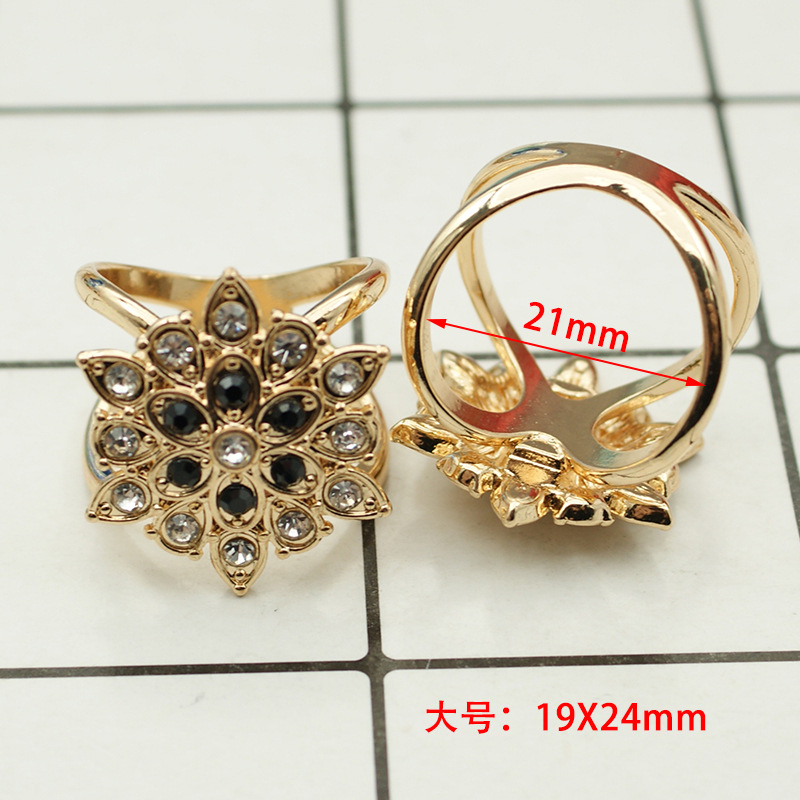 Picture of South Korea multi-functional scarf buckle high-grade Pearl fashion new Camellia windbreaker belt buckle high-end jewelry wholesale