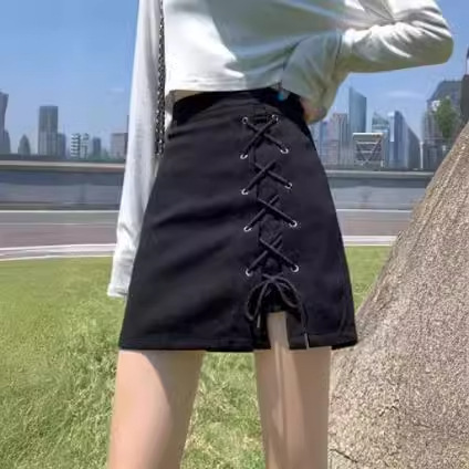 Short Skirt Women's Summer High Waist A- Line Slim Skirt 2024 Spring New Fashion Black Sheath Small Skirt for Students