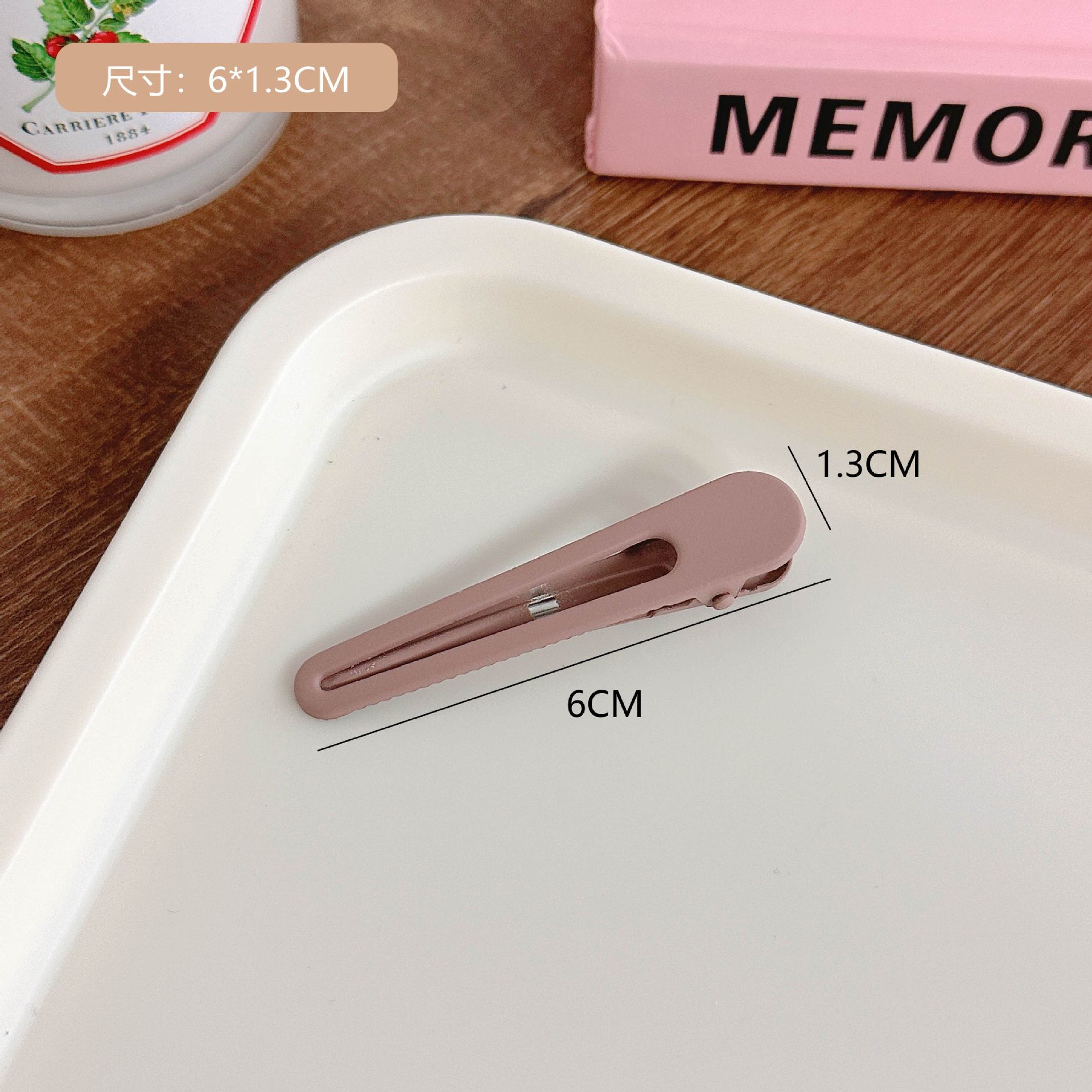 Picture of milk brown Seamless Hairpin Women's Side Fringe Clip Headwear High-grade Broken Hair Hairpin Metal One-character Clip Side Clip