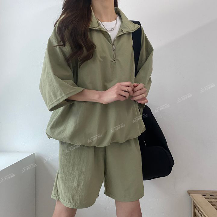 Picture of Short-sleeved shorts women's two-piece set plus size high collar zipper spring and summer fashion casual sportswear suit loose
