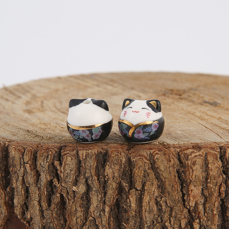 Picture of Japanese-style ceramic lucky cat beaded vertical hole cat pendant jewelry mobile phone chain ceramic cat bracelet DIY loose beads wholesale
