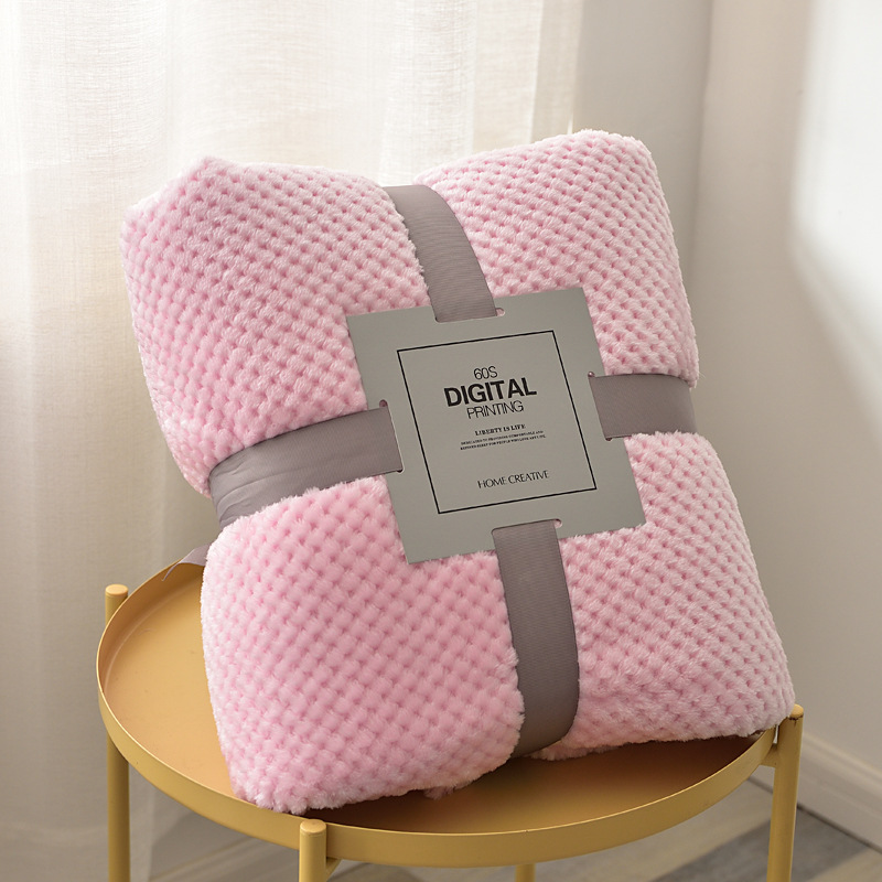 Picture of Thick solid color pineapple plaid sofa blanket flannel blanket coral fleece office air conditioning blanket gift blanket