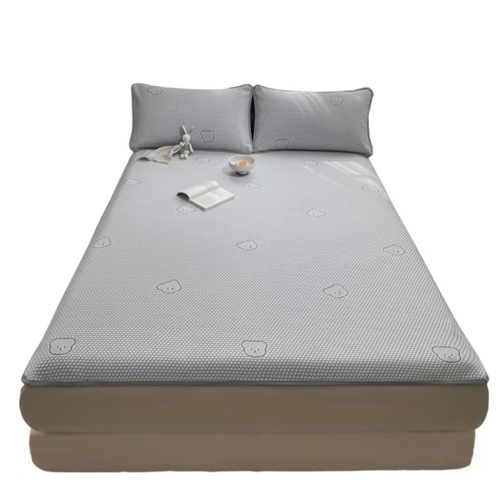 Picture of Cool Ice bean summer mat three-piece bed cover summer air conditioning soft mat student dormitory single mat machine washable