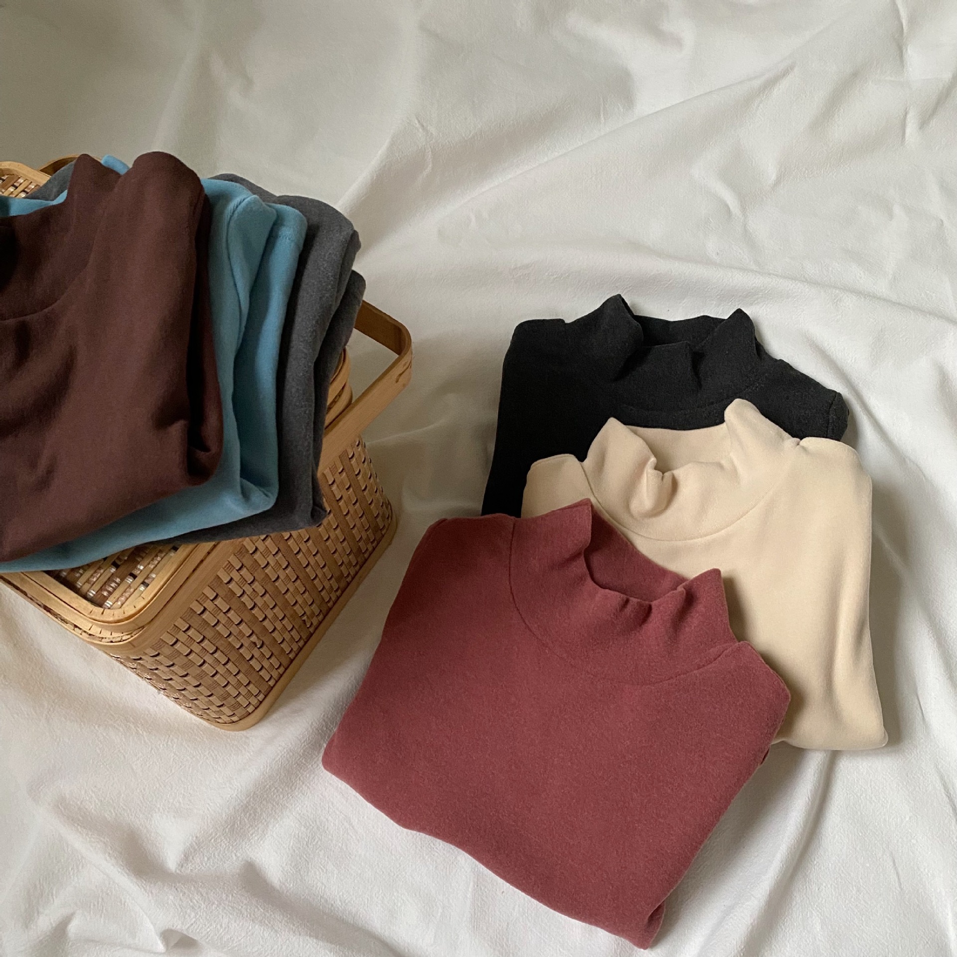 Picture of GL-kids Korean Autumn and Winter New Children's Half-High Collar Long-Sleeved Base Shirt for Boys and Girls Solid Color Thickened Top