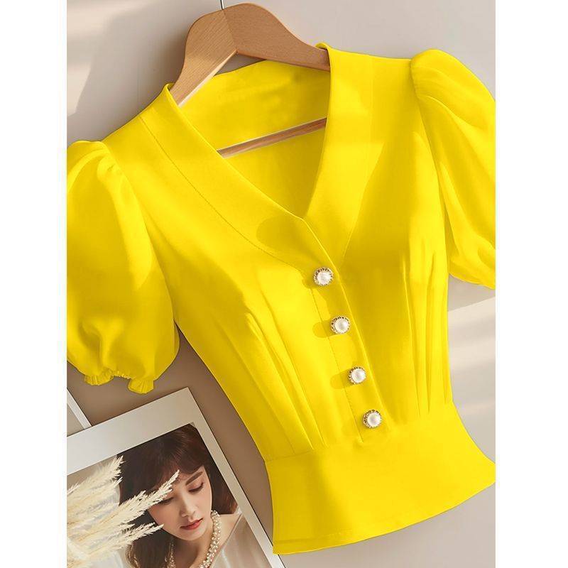 Picture of 2025 Spring New Fashion Korean Style Blue Collar Shirt Lightweight and Elegant Commuting Wear
