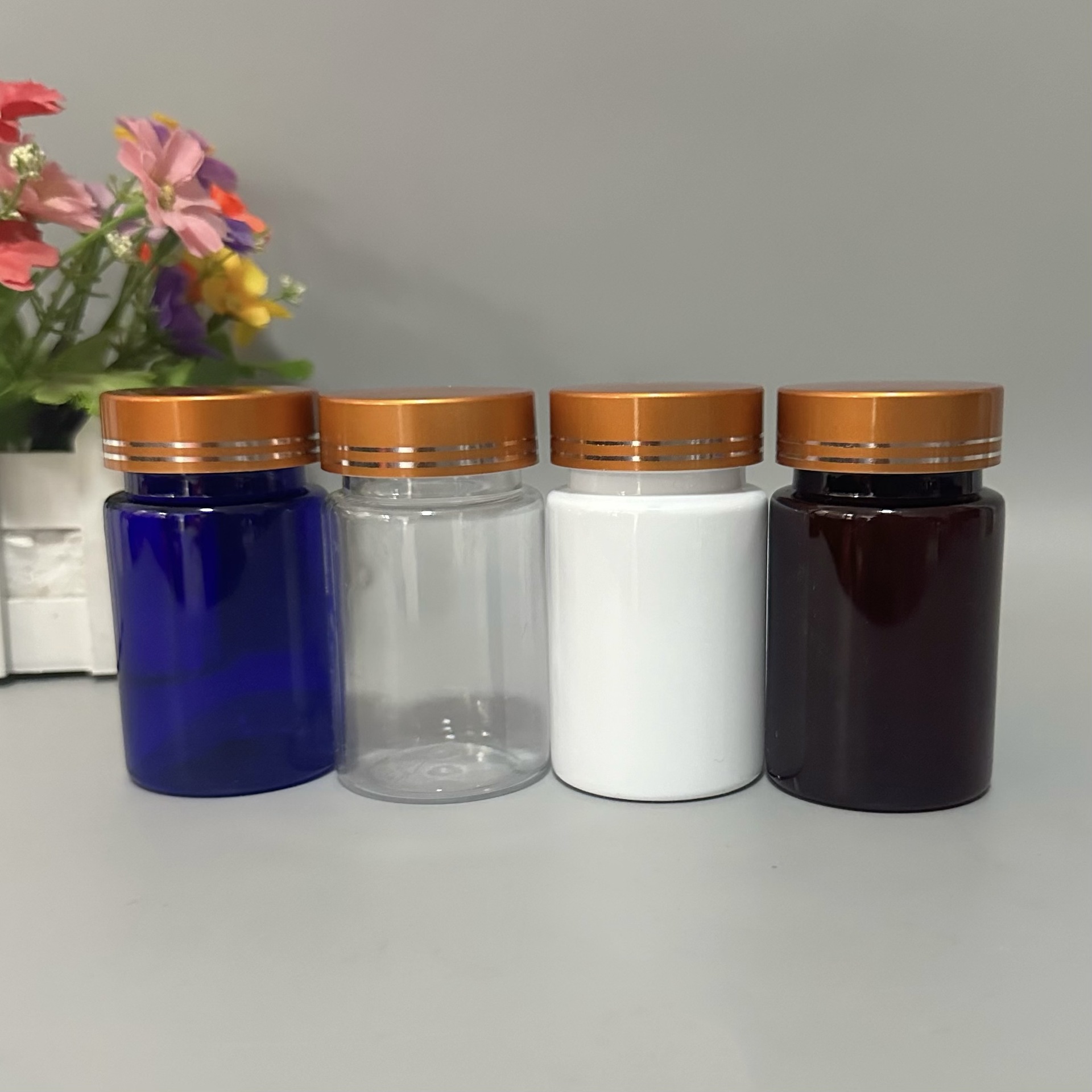 Manufacturers Selling 80ml Plastic Bottle Sub-Bottling Pet Wide Mouth Bottle 80Cc Gold Cap Bottle