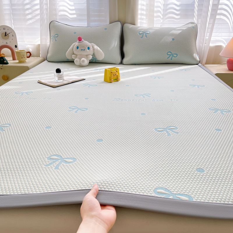 Picture of Bingdoudou Three-Piece Summer Cooling Mat Set, Ice Silk Mat Mattress, Machine Washable, Suitable for Infants and Toddlers, Air-Conditioned Soft Mat