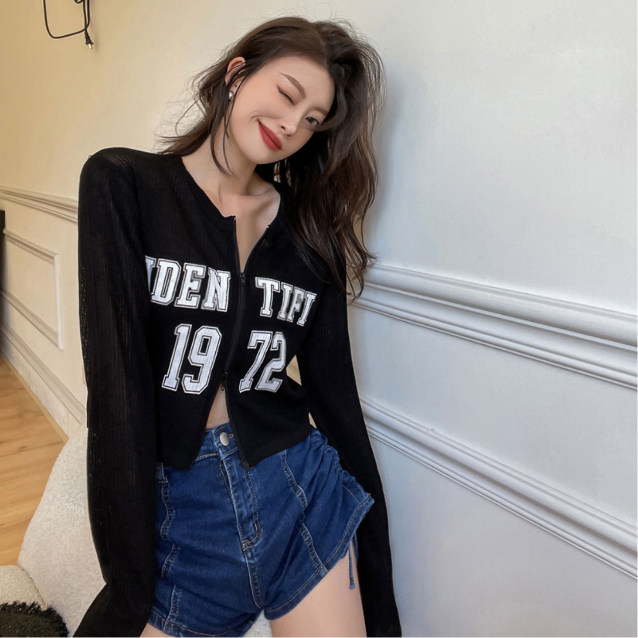 Picture of Air-Conditioning Shirt Thin Summer Loose Short Long-Sleeved Sun Protection Blouse Top Ice Silk Letter Knitted Cardigan Jacket for Women