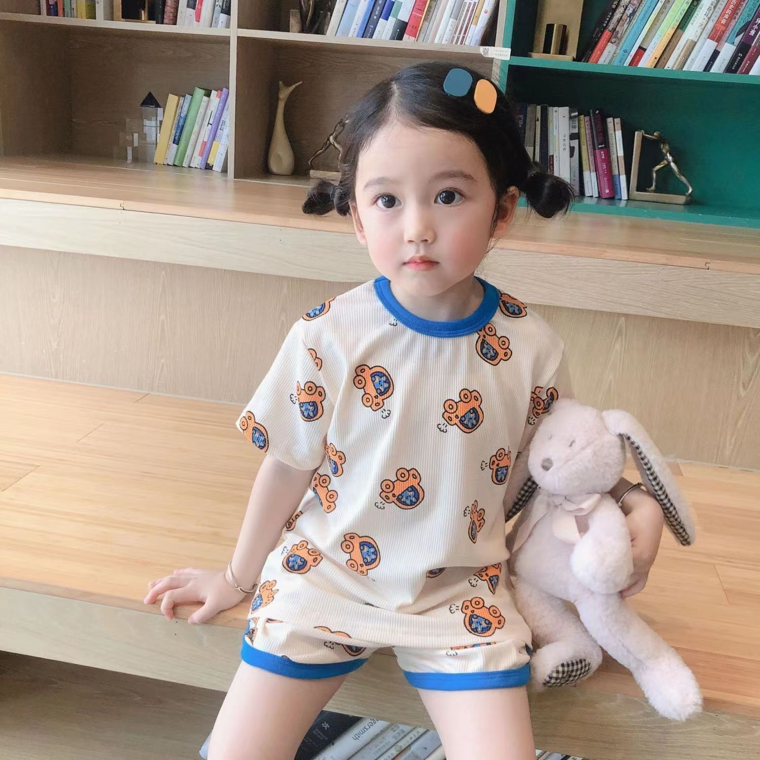 Summer Home Clothes Air-Conditioned Clothes Children's Cold Ice Silk Fabric Suit Loose Short-Sleeved Shorts Casual Wear Suit