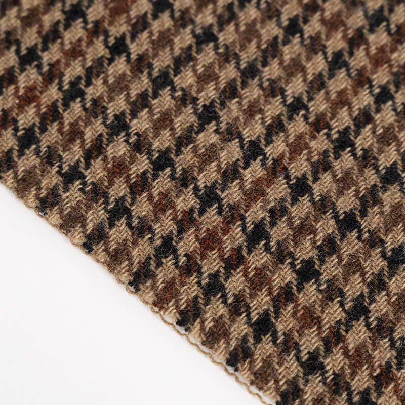 Picture of Manufacturer Full Wool Houndstooth Woolen Fabric 500G/M Outwear Outwear Autumn and Winter Classic Wool Fabric Export Wholesale