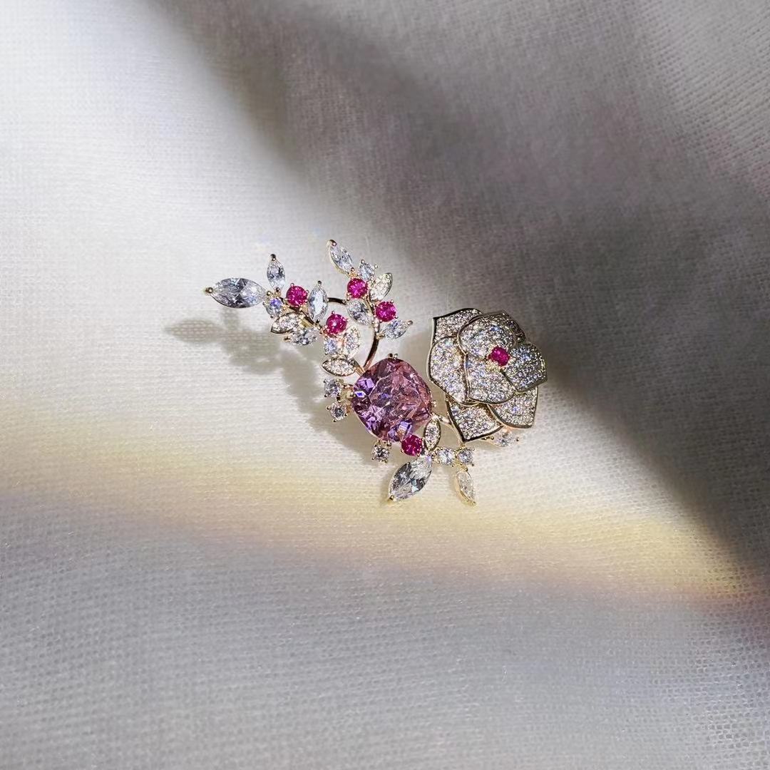 Picture of ins retro National style elegant bright flower zircon brooch high-end elegant Internet celebrity same style brooch