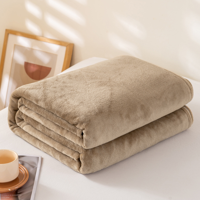 Picture of Foreign Trade Cross-Border Solid Color Flannel Blanket Summer Sofa Nap Blanket Coral Velvet Sheets Gift Blanket Wholesale