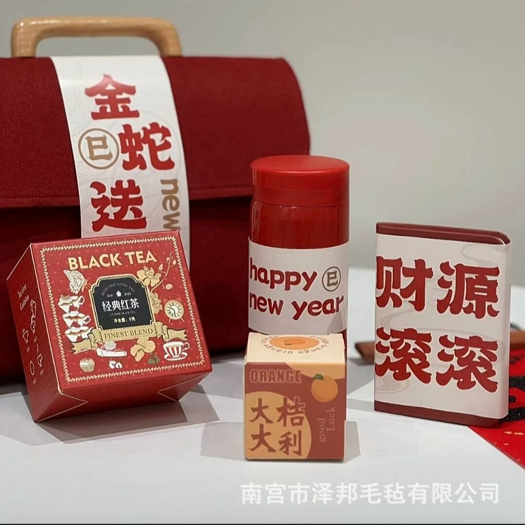 New wooden stick angola red felt bag factory corporate gift bag small red book with bridesmaid hand gift bag