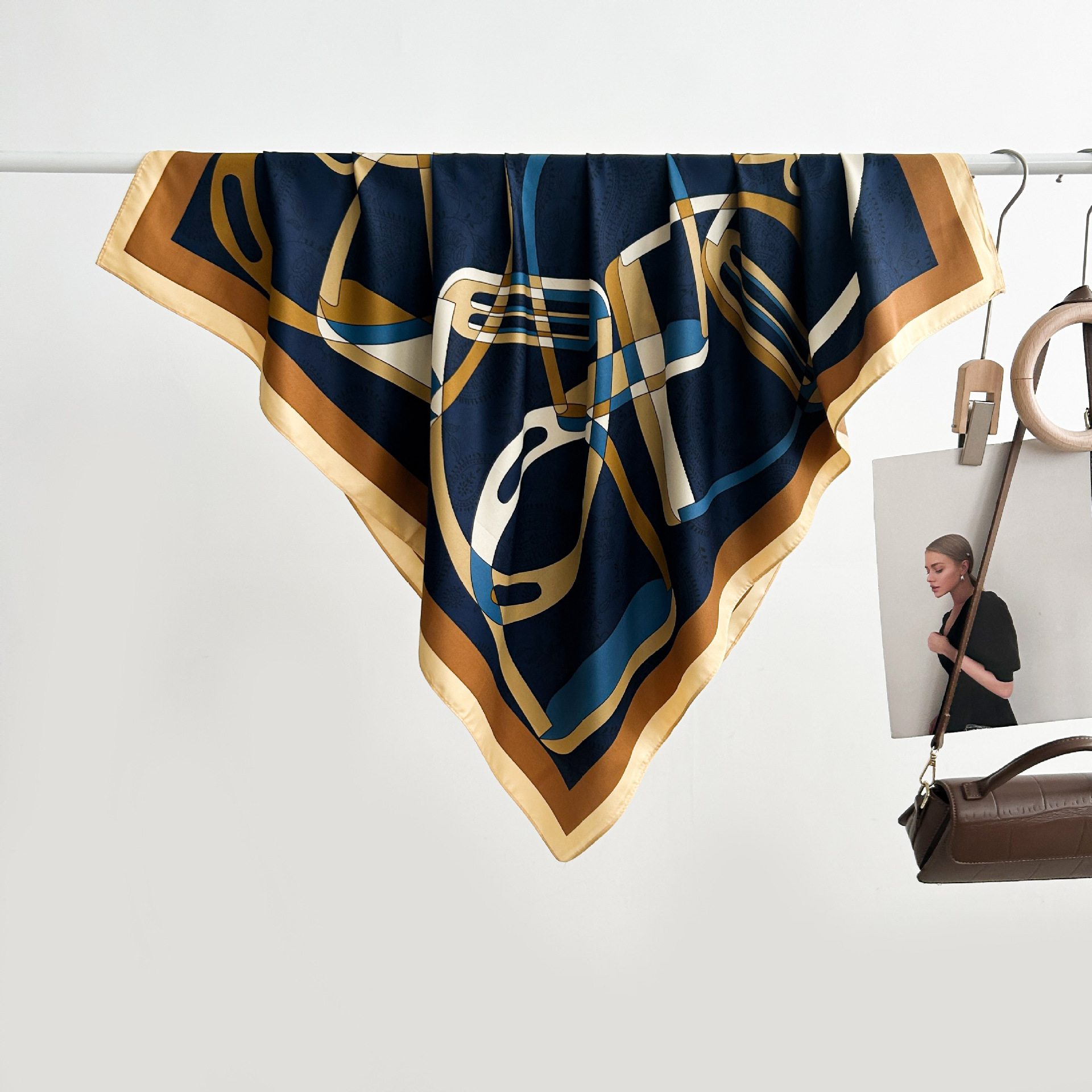 Picture of New 90cm Large Square Silk Elegant High-grade Decorative Shawl Women's Silk Scarf Fashion All-match Professional Scarf