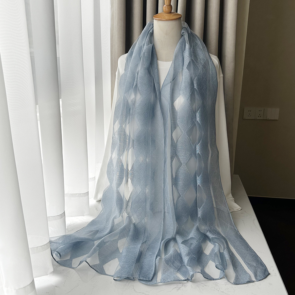 Picture of Foreign Trade Cotton Linen Scarf Scarf Women's Autumn and Winter Gradient Color-matching Japanese and Korean Lady Mori Girl Style Slub Yarn Shawl