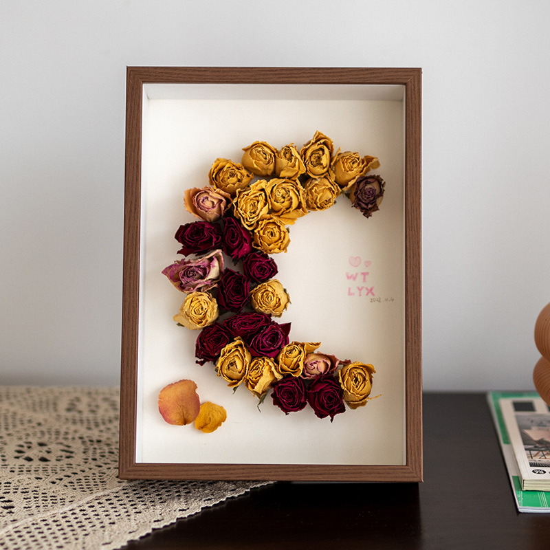 Picture of Dried flower photo frame wholesale handmade diy Three-Dimensional Hollow specimen frame 8 inch 7 inch insect clay model table picture frame