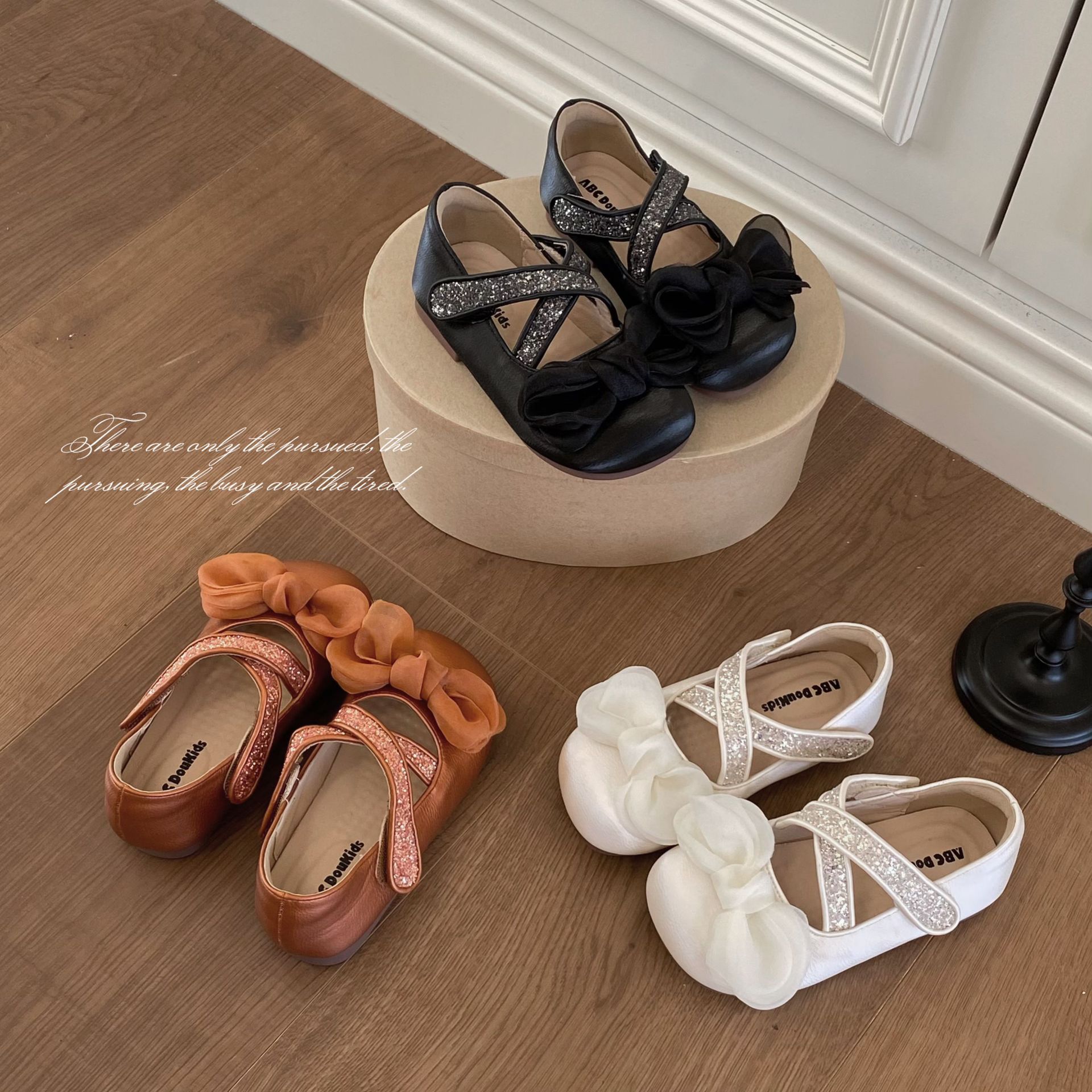 Girls' princess shoes 2025 autumn new children's French bow leather shoes little girls soft-soled shoes with dresses