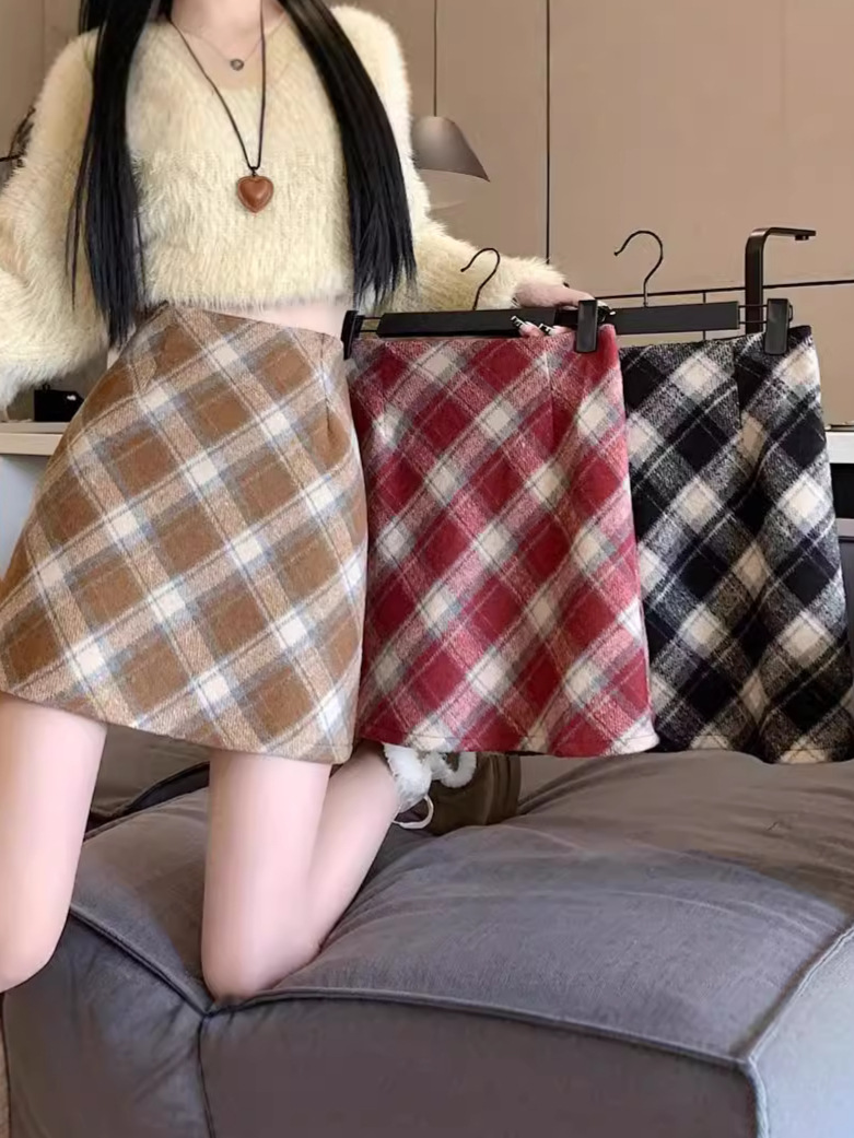American-style Retro Plaid Skirt Women's 2024 Autumn Slimming Woolen A- line Skirt High Waist Slimming Anti-glare Short Skirt