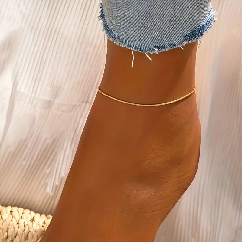 Picture of European and American style light luxury fashion simple wind anklet alloy niche design girls golden ball anklet wholesale