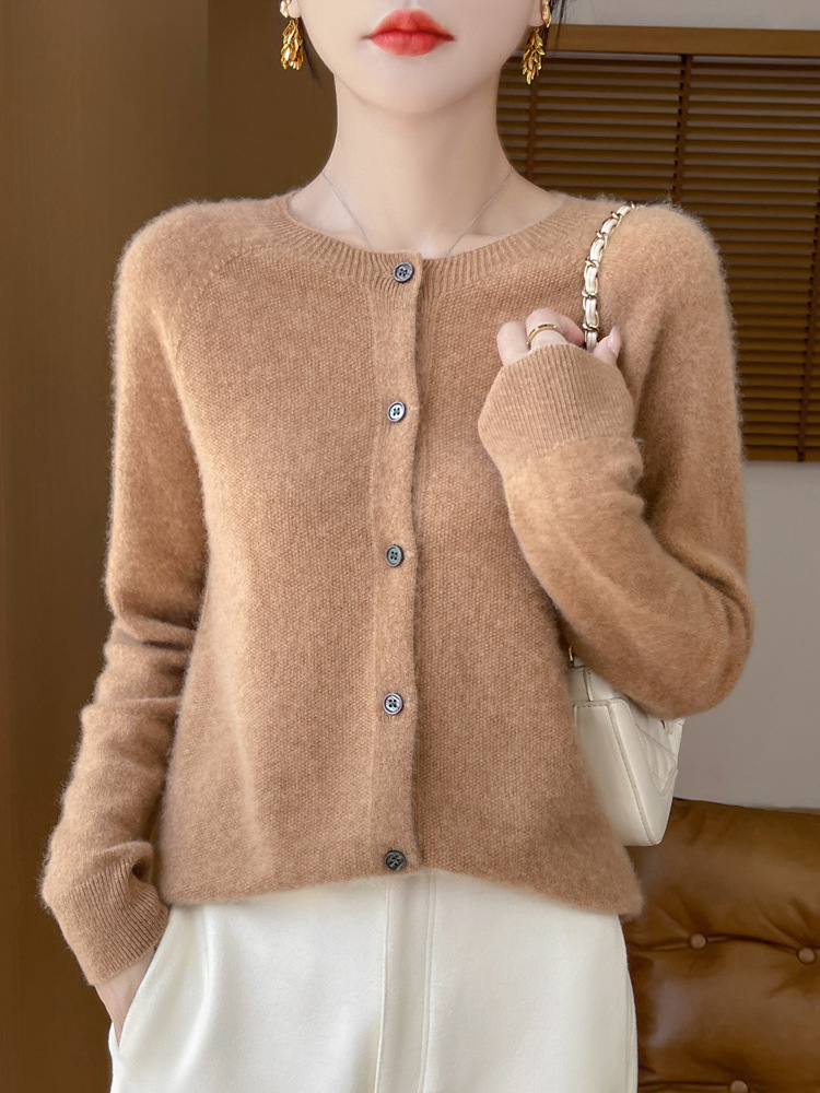 Picture of Wool Cardigan Women's Autumn and Winter New Loose Knitted Sweater First-Line Garment Solid Color Sweater High-end Atmospheric Coat Top