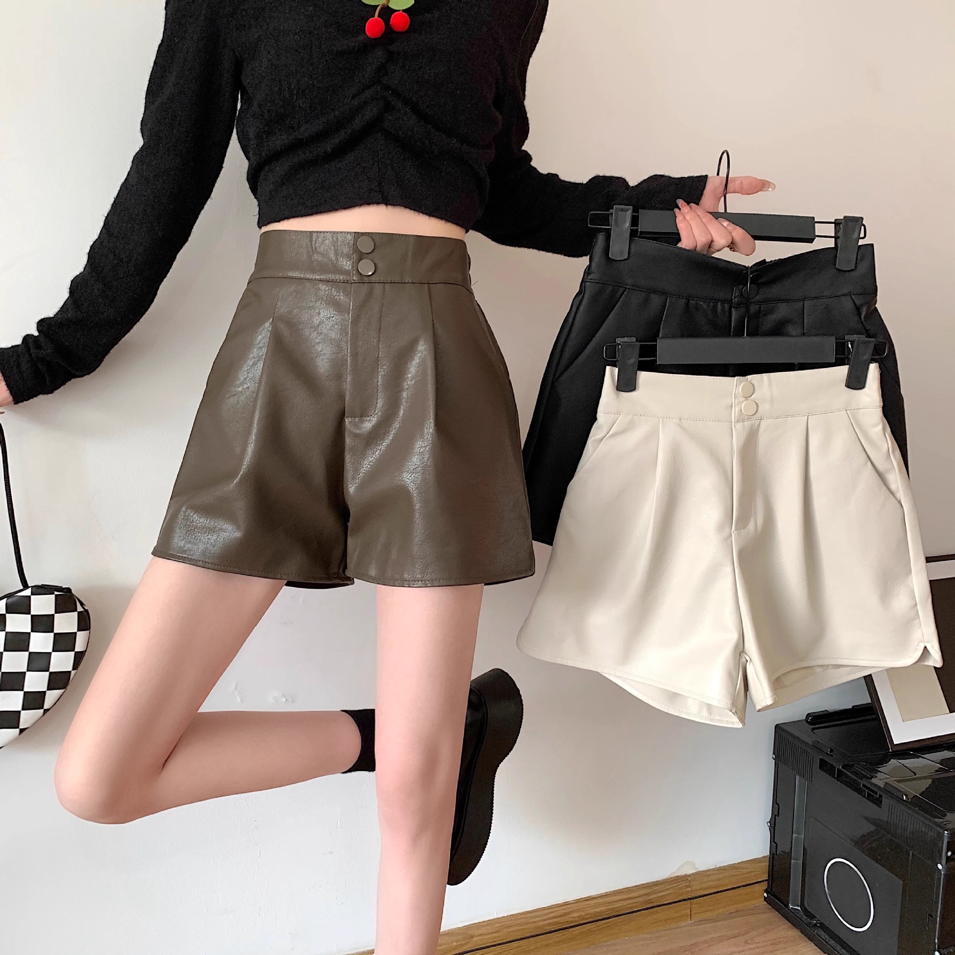 Leather Shorts Women's Autumn 2024 New High Waist Slimming A- Shaped Autumn and Winter Brown Wide Leg PU Leather Pants Outer Wear Boots Pants