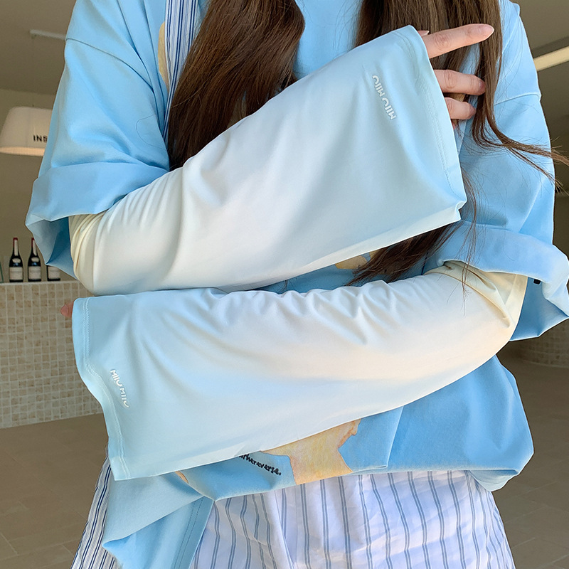 2025 New Gradient Ice Silk Ice Sleeves Summer Sunscreen Sleeves Women's Loose Gloves Sleeves Anti-Hand Sleeves