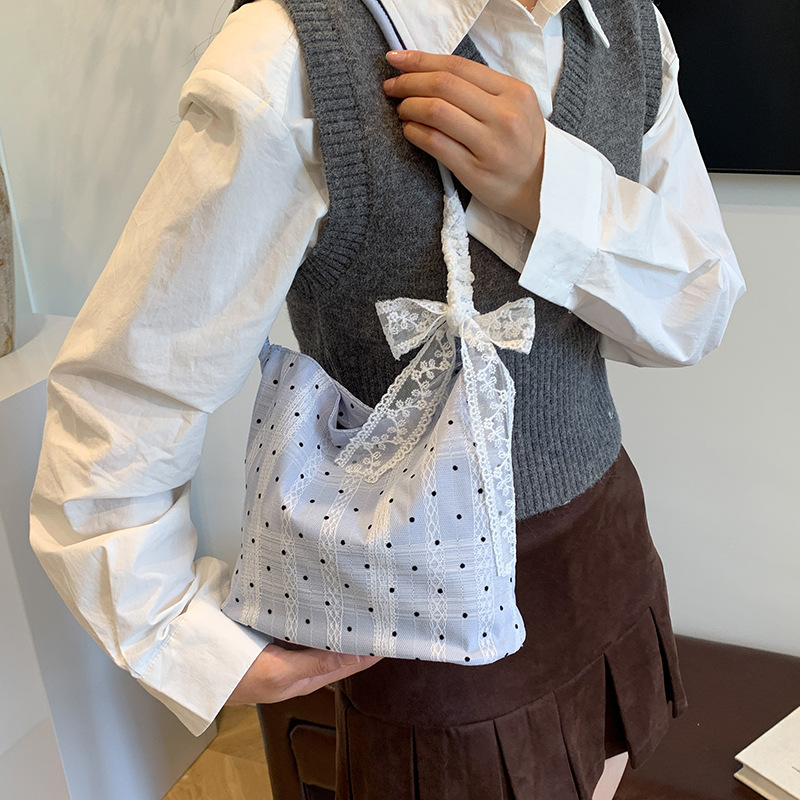 Picture of South Korea Niche Underarm Bag Women's 2024 New Fashionable Fashionable Portable Granny Bag Shoulder Delicate Small Bag