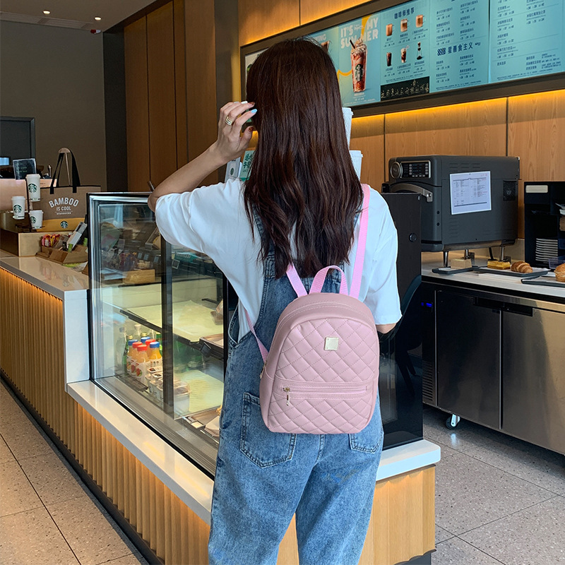Picture of Diamond Embroidered Backpack Fashionable Simple Sequin Decoration Solid Color Large Capacity Convenient Shoulder Bag