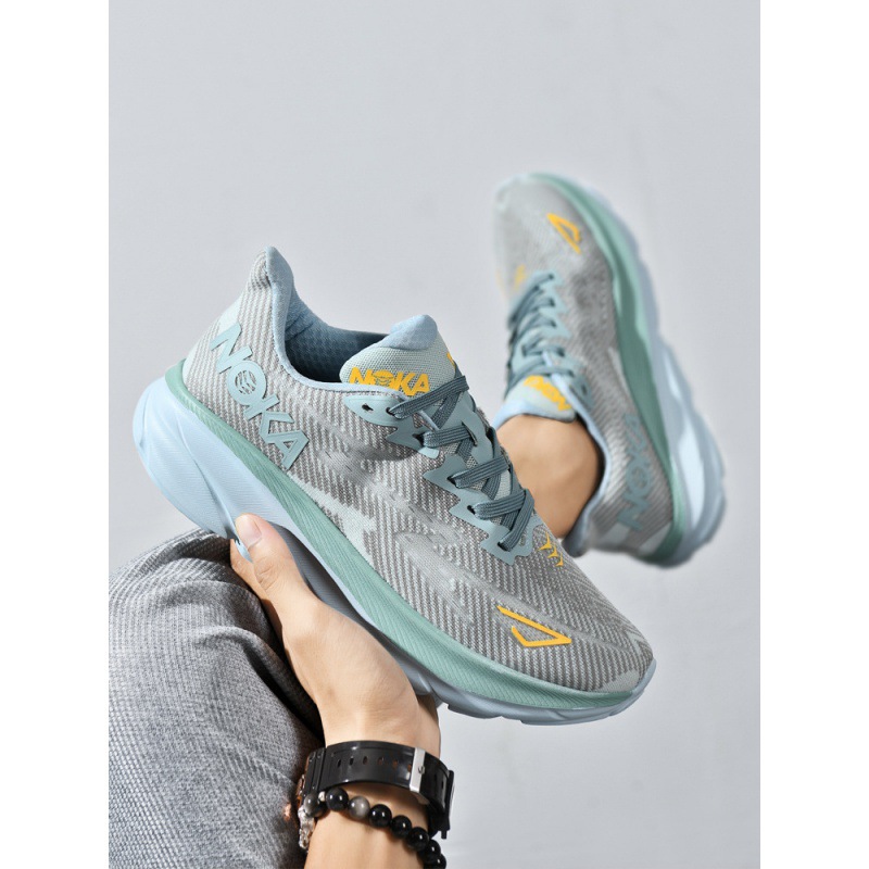 Lightweight Running Shoes Men's Spring and Summer Ultra-light Shock Absorption Rebound Sports Training Shoes Women's Sports Running Shoes in stock