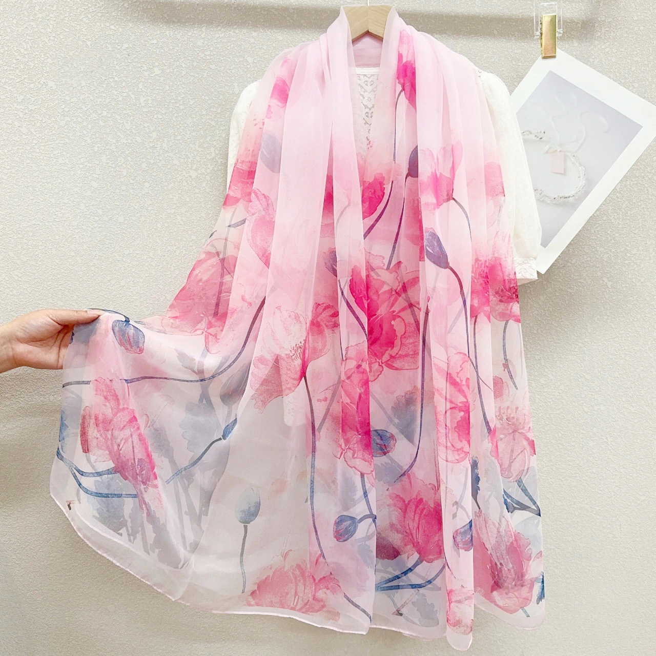 White Printed Silk Scarf Women's 2024 New Long Scarf Long Spring and Autumn Thin Spring Sunscreen Bamboo Scarf