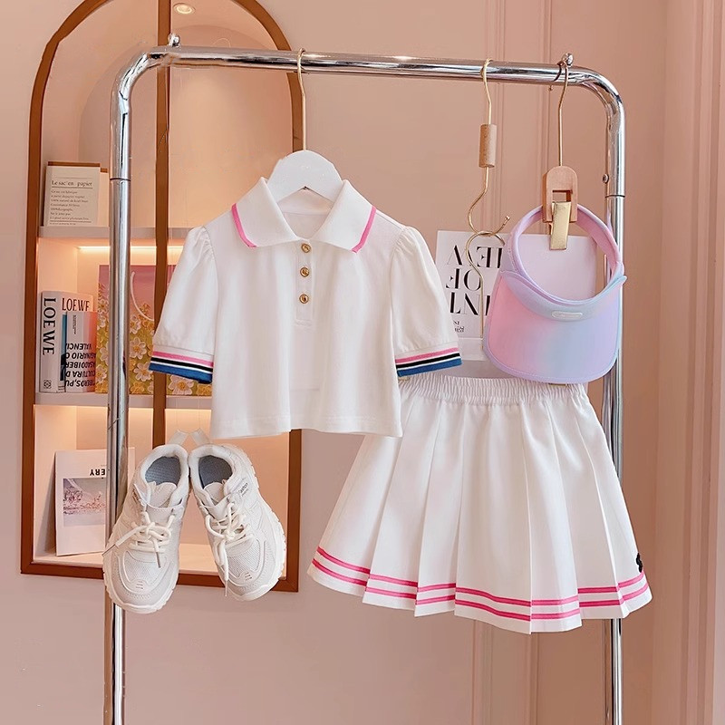 Picture of Girls' Summer College Style Suit Skirt New Short-Sleeved Pleated Skirt Fashionable Korean Style Two-Piece Set for Middle and Large Children