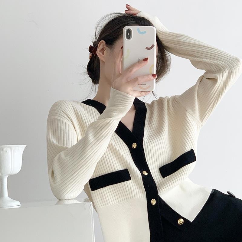 Chanel Style Coat Women's Spring and Autumn Elegant Niche High-end Sense V-Neck Knitted Short Outer Retro Cardigan Sweater