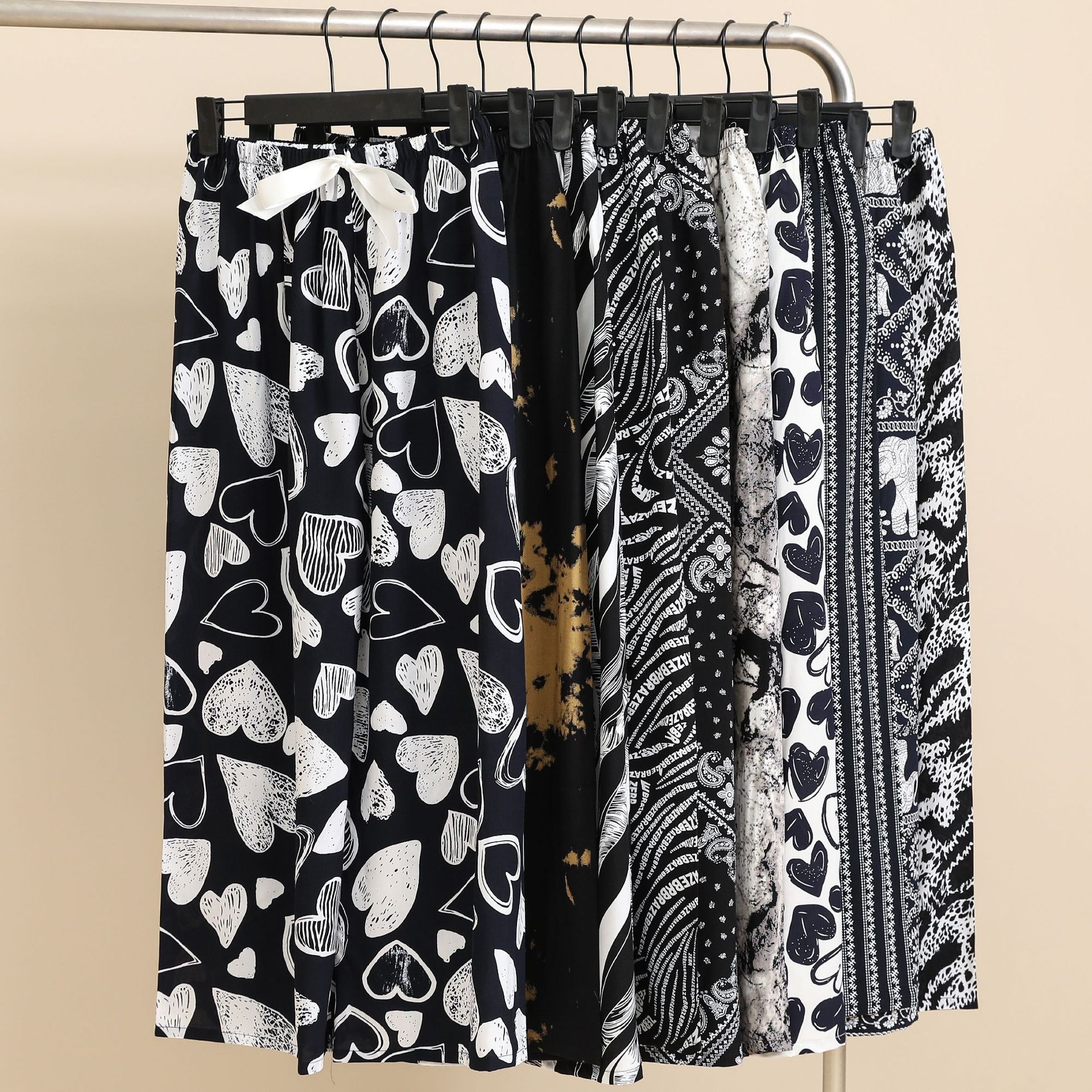 Picture of Cotton Silk Pajama Pants Women's Summer Thin Black and White Cartoon Style Wide Leg Pants Large Size Loose Outer Wearing Foreign Trade Beach Pants