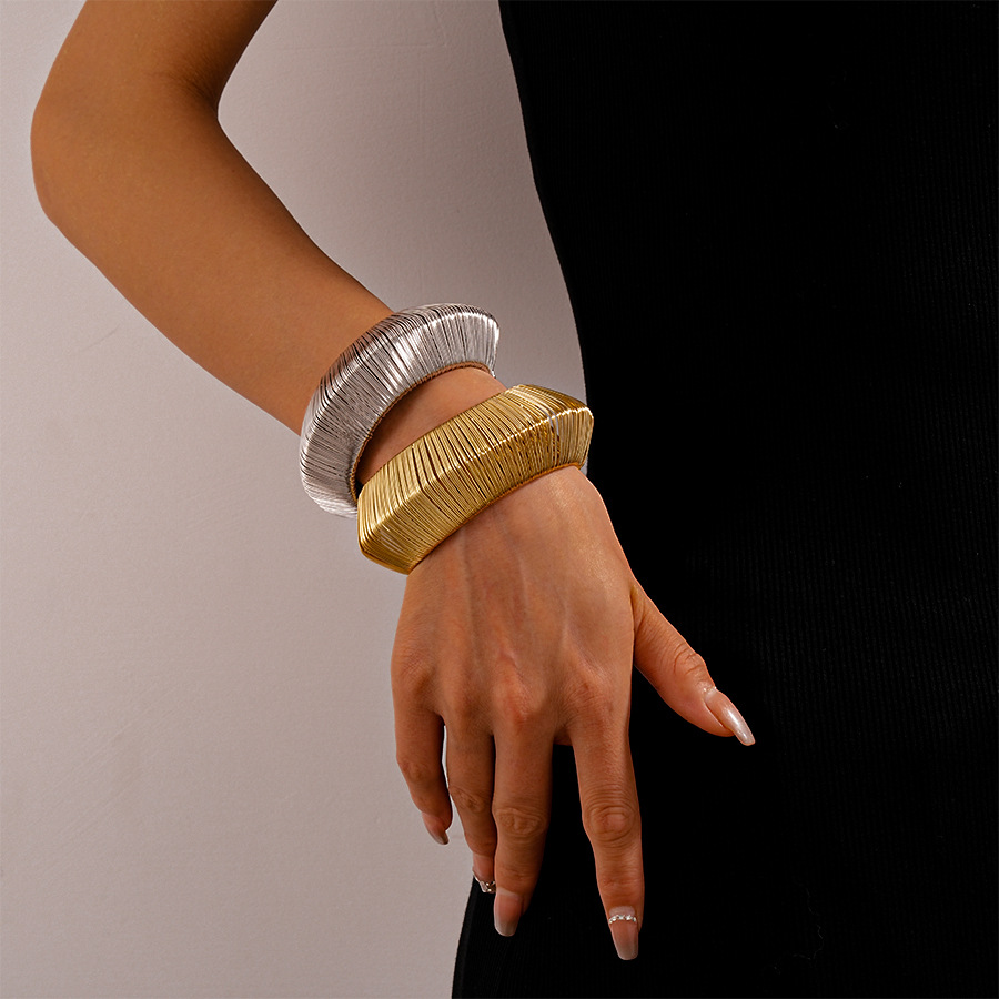 European and American Cross-border Metallic Woven Square Geometric Open Bracelet Personality Niche Temperament High-end Bracelet for Women