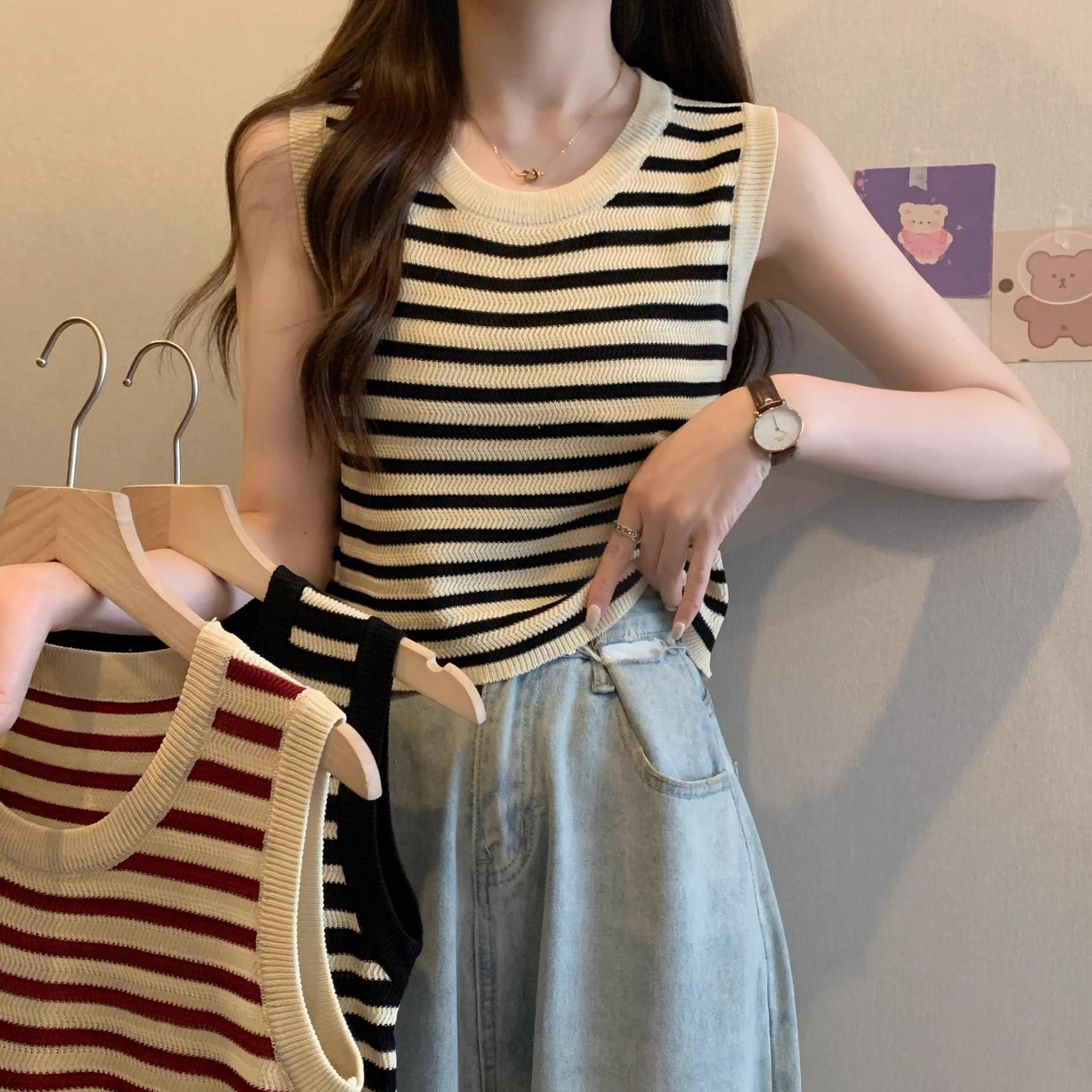 Women's Striped Camisole 2024 Summer Slim Outer Wear Sleeveless Knitted Casual Top