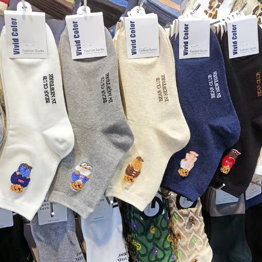 0 Korean-made socks Dongdaemun Autumn New Cartoon Bear Vivid Middle Tube Women's Cotton Socks Academic Style