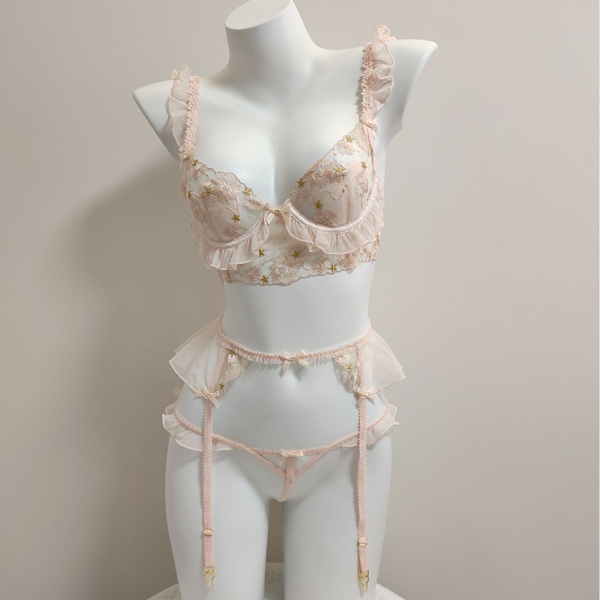 French girl sweetheart lace ultra-thin vest bra suit soft steel ring home underwear sexy sexy