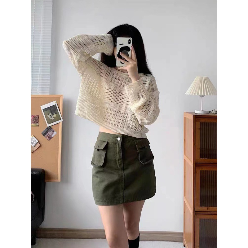 Picture of Korean-style Hollow Crochet Knitted Round Neck Short Top Small Blouse Sunscreen Pullover Air-conditioning Shirt
