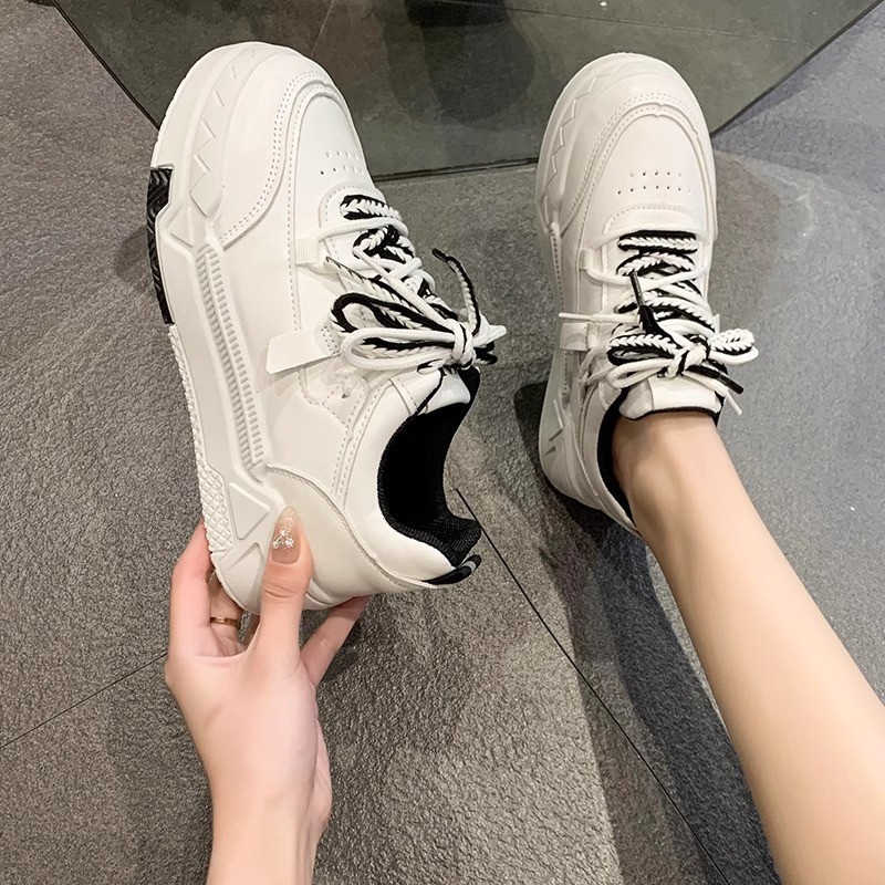 Picture of Popular Korean thick-soled national tide board shoes women's shoes 2025 spring and autumn new lightweight and versatile casual shoes sports white shoes