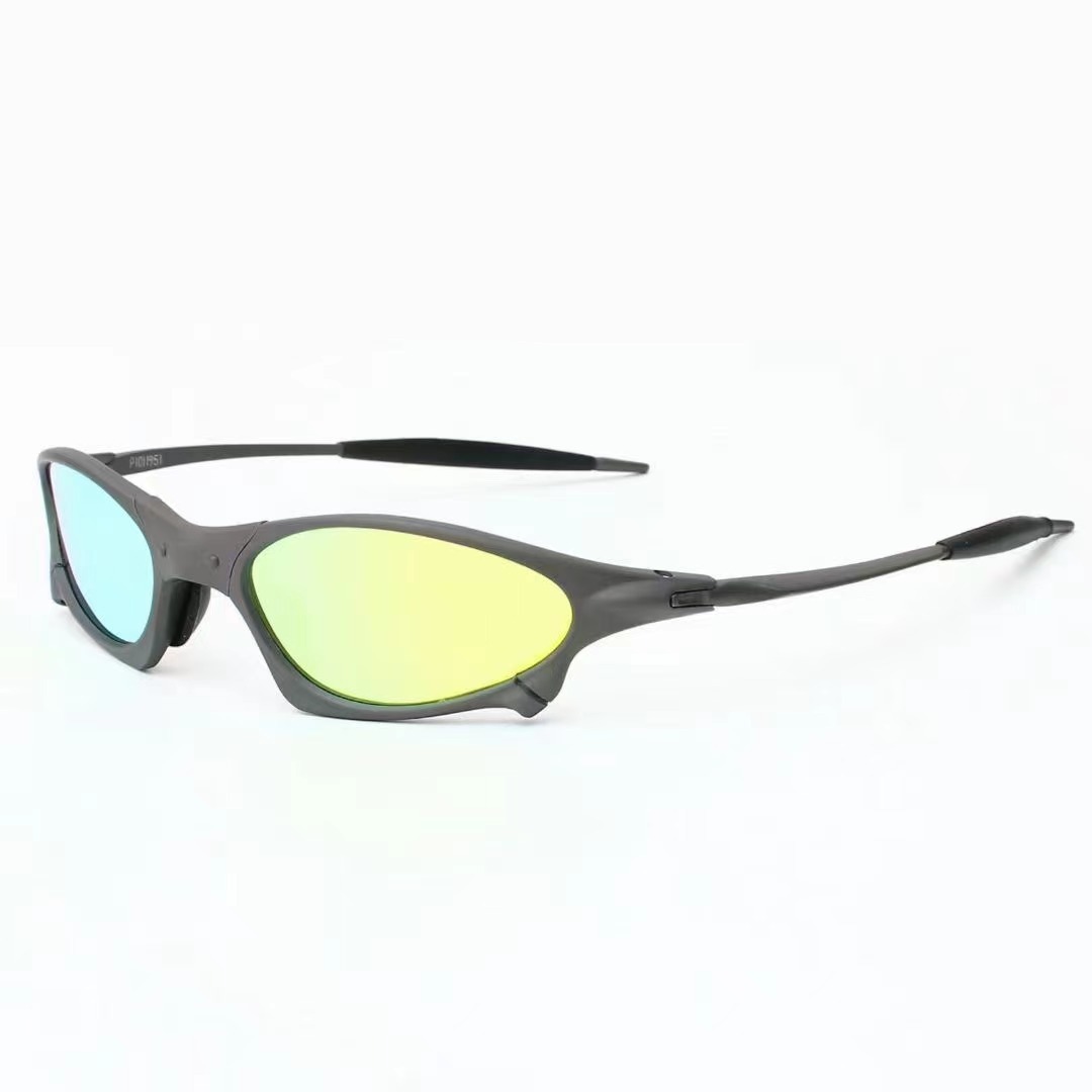 Picture of Zinc Alloy European and American Polarized Sunglasses for Men and Women Trendy Outdoor Sports Riding Driving Sunglasses