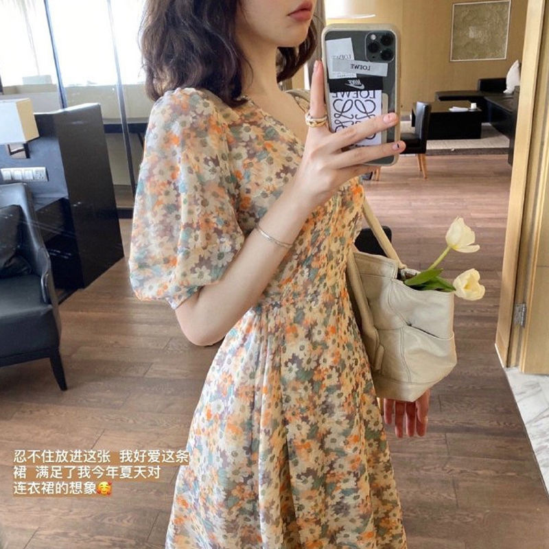 2022 summer new Korean style v-neck floral chiffon dress female student long oil painting skirt series skirt fashion