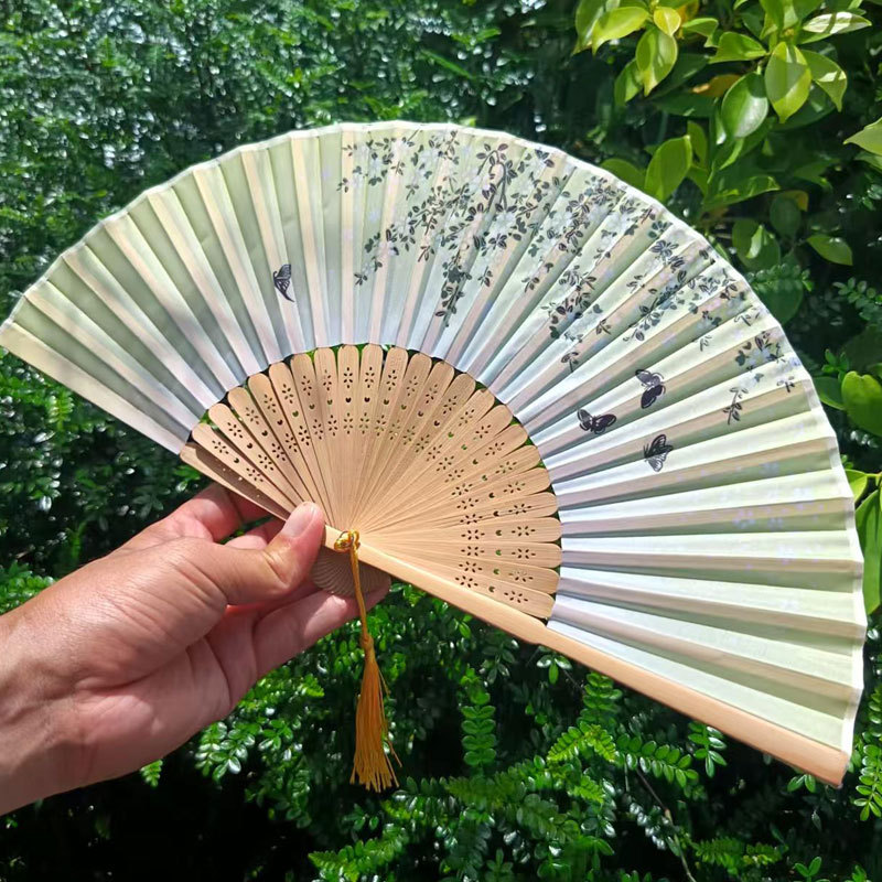 Picture of Folding Fan Bamboo Ancient Fan Student Girl Chinese Style Small Fan Scenic Spot Export Wholesale Retail Gift Decorative Fan