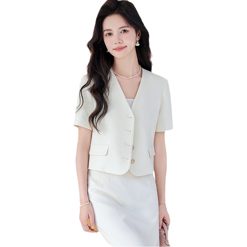 French Chanel style suit women's 2023 Spring and Autumn New socialite temperament Hepburn style design sense age-reducing two-piece skirt