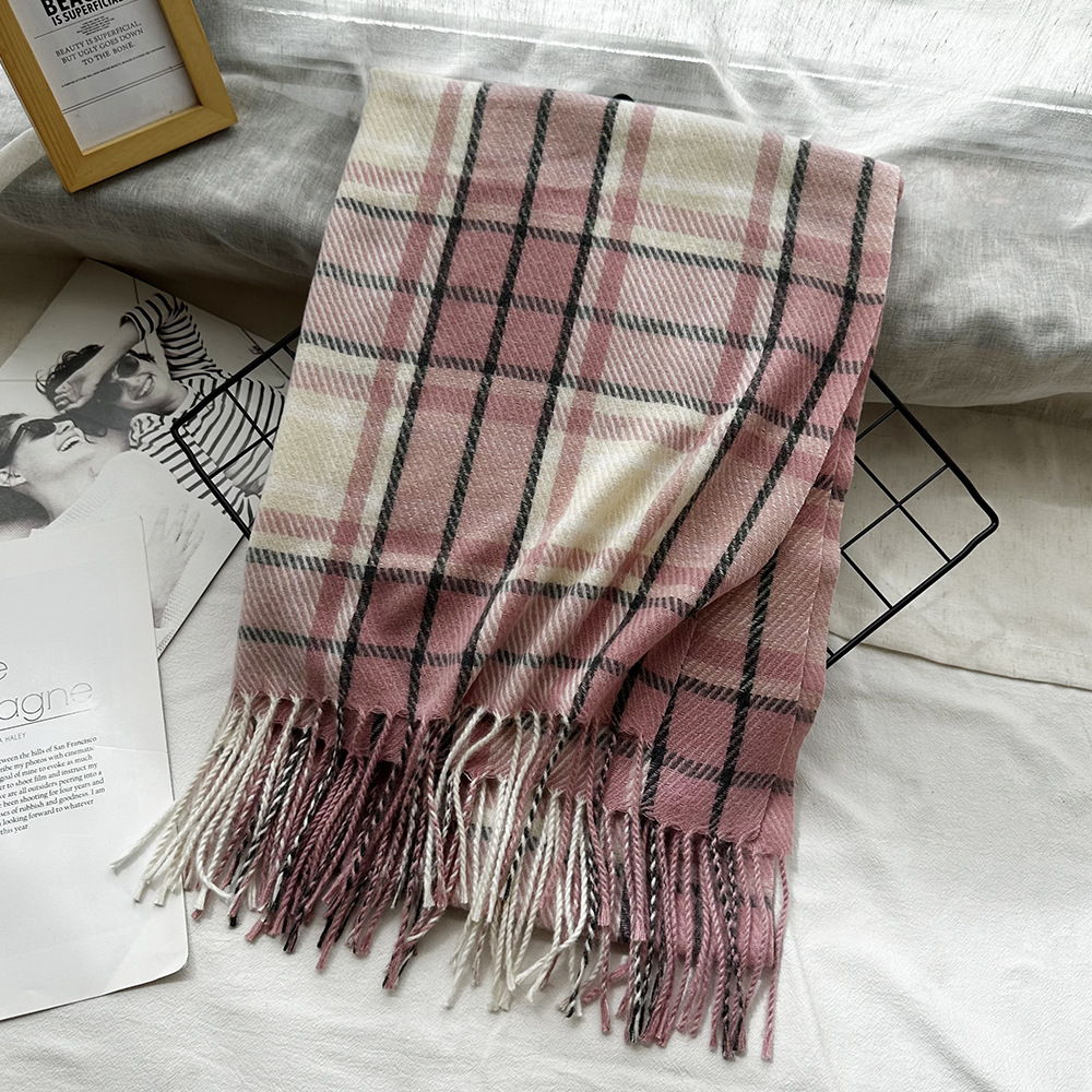 Picture of New Black and White Plaid Scarf Women's Korean Style Winter Warm All-match Imitation Cashmere Scarf Shawl High-end Couple Scarf