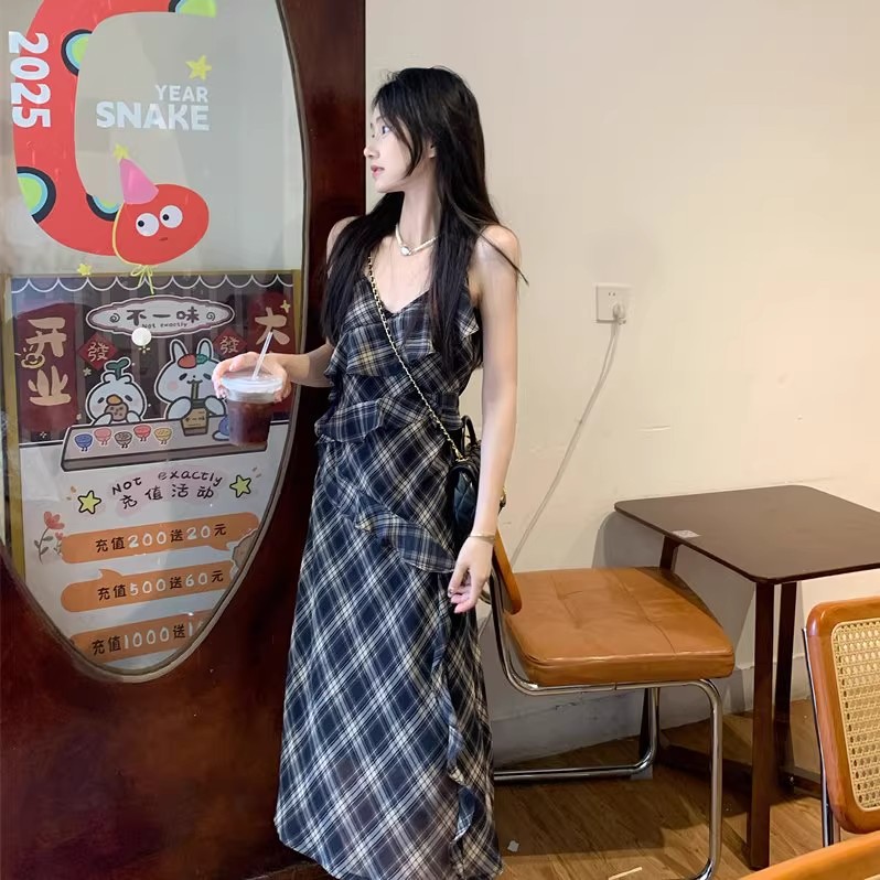 French vintage irregular plaid summer new design ruffle flowing plaid waist-cinching slip dress
