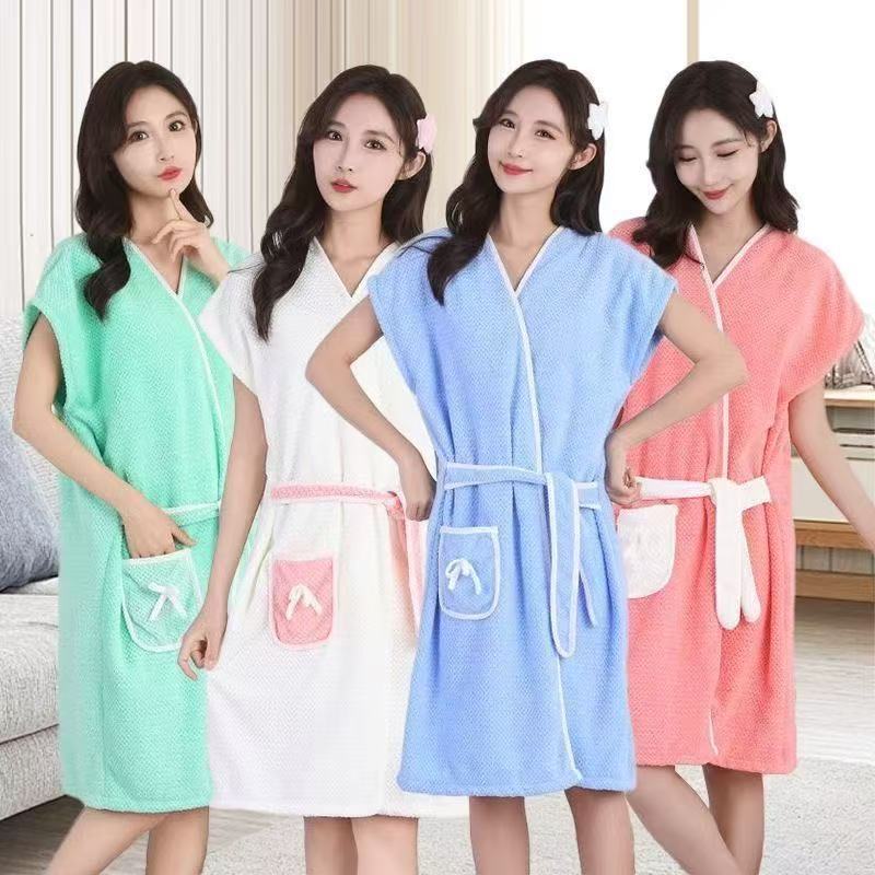 Picture of Pineapple pattern sleeveless bathrobe, absorbent tie-in bath towel, integrated oversized coral fleece wrap high-end pajamas