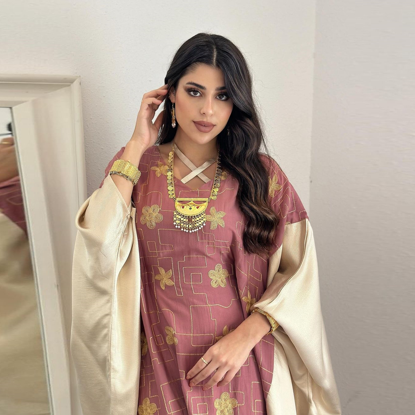 Picture of AB391 Arab Dubai Muslim women's embroidery color matching dress fashion jalabiya foreign trade e-commerce