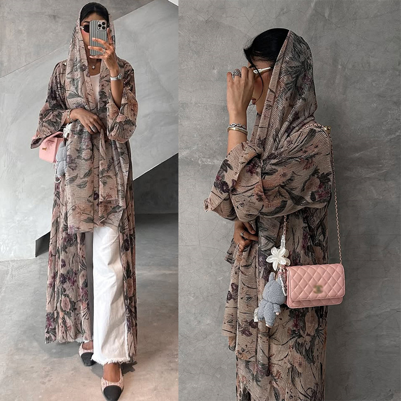 Picture of MQ231modest Middle Eastern women's Arab robe, long-sleeve pleated cardigan, printed jacket, outer robe