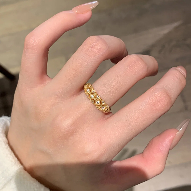 Little Red Book New Pineapple Bag Full Diamond Ring High Color Value Design Light Luxury Personality All-match Fashion Trendy Niche Jewelry